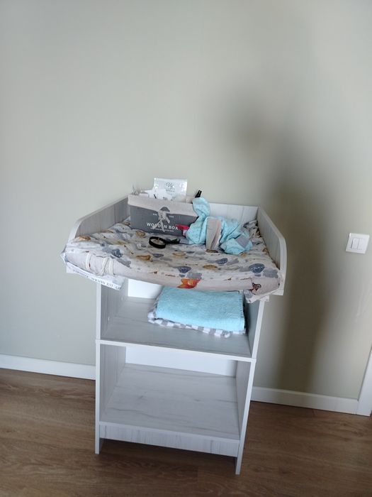 Продам пеленальный стол. Новый.