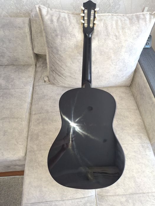 Гитара классическая