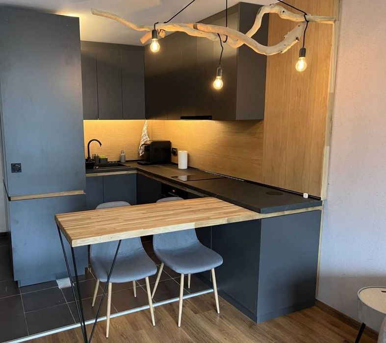 Продава се Двустаен апартамент в Разлог - 61 кв.м за 1263 €/кв.м - Снимка #1