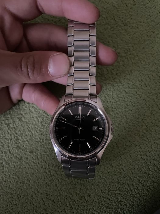 Нарчуные часы casio