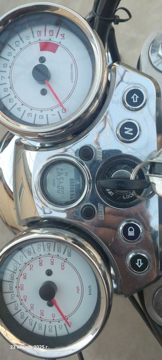 Kakasi qo'shib beriladi.