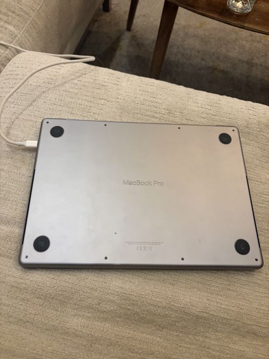 Macbook Pro 14” M1 Pro 16GB 512GB