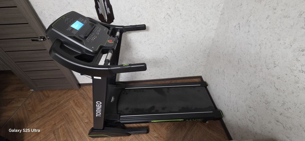 Продам беговую дорожку TORNEO