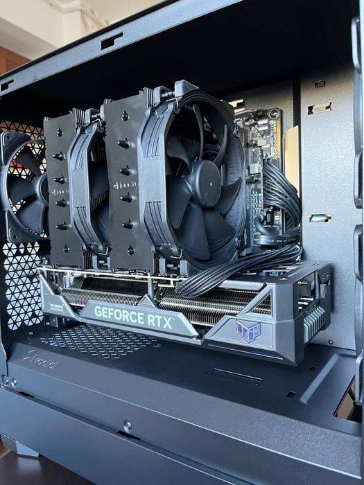 sistem desktop gaming i7-14700K 4070TI