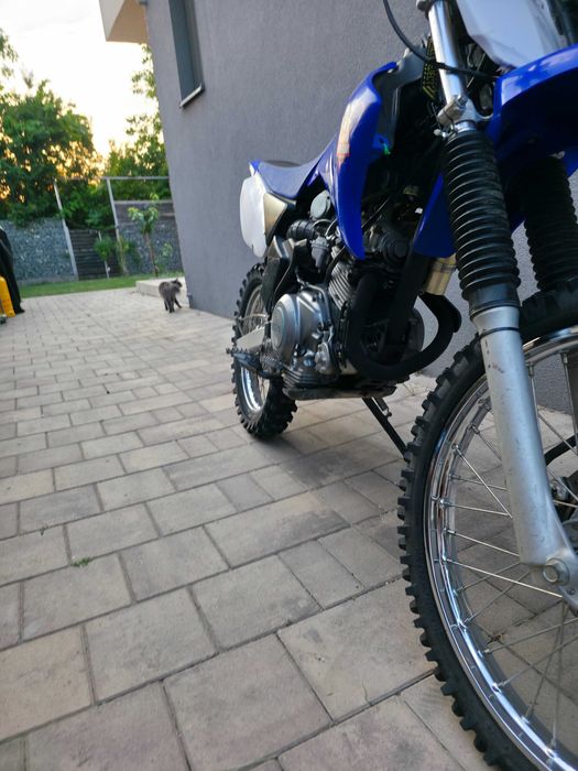 Yamaha TT-R  125
