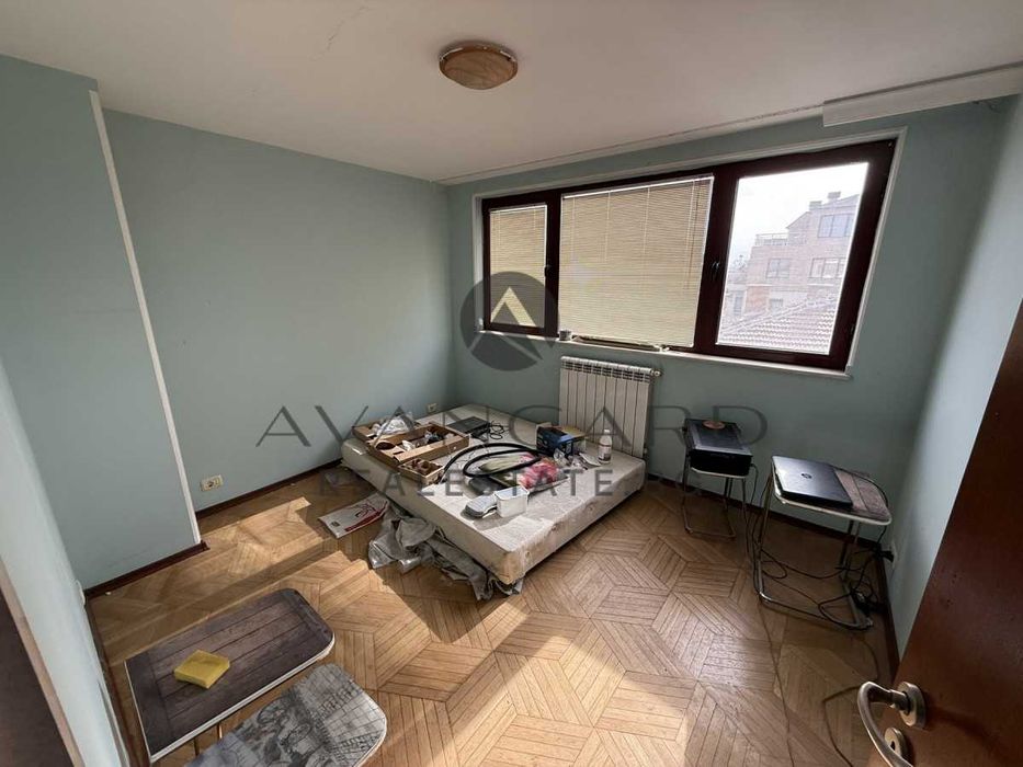 Продава се Многостаен апартамент в Пловдив, Център - 192 кв.м за 1482 €/кв.м - Снимка #5