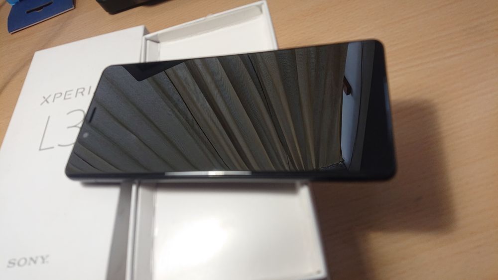 Xperia L3 Sony telefon