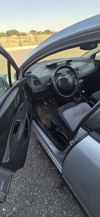 Ситроен Ц4 1.6 16V 110 hp