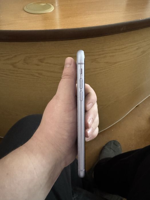 Iphone 11 в хорошем состояний