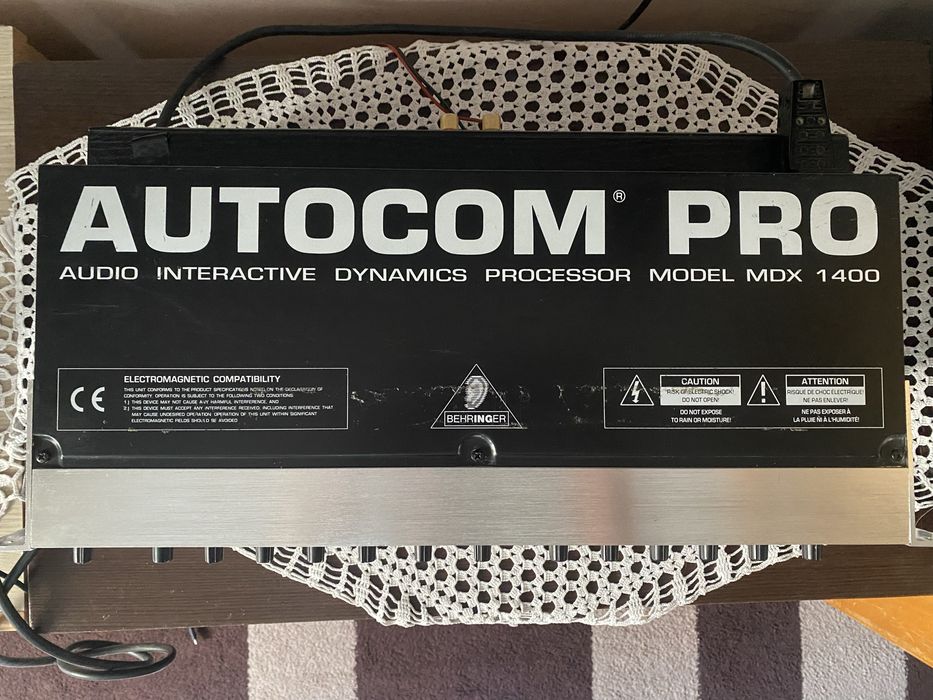 Behringer Autocom Pro mdx 1400