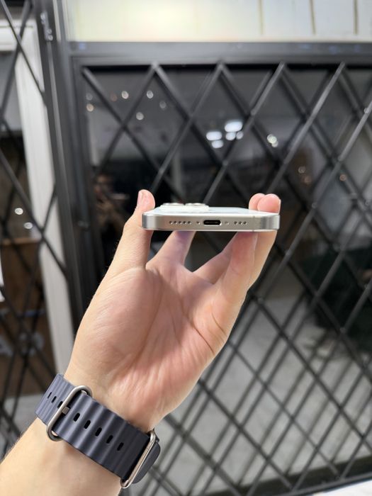 iPhone 15 Pro 256GB