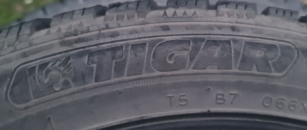 Продавам гуми  225/50/17 и 245/45/18