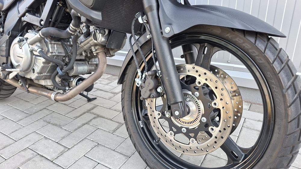MotoFly vinde Suzuki DL650 V-Strom an 2015