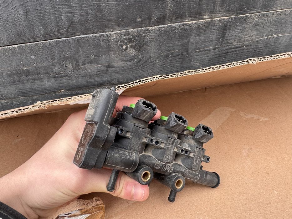 Rampa 3 injectoare Landi Renzo GIRS 12 tipS-verde+senzor presiune