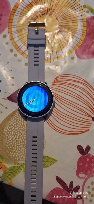 Продавам смарт часовник