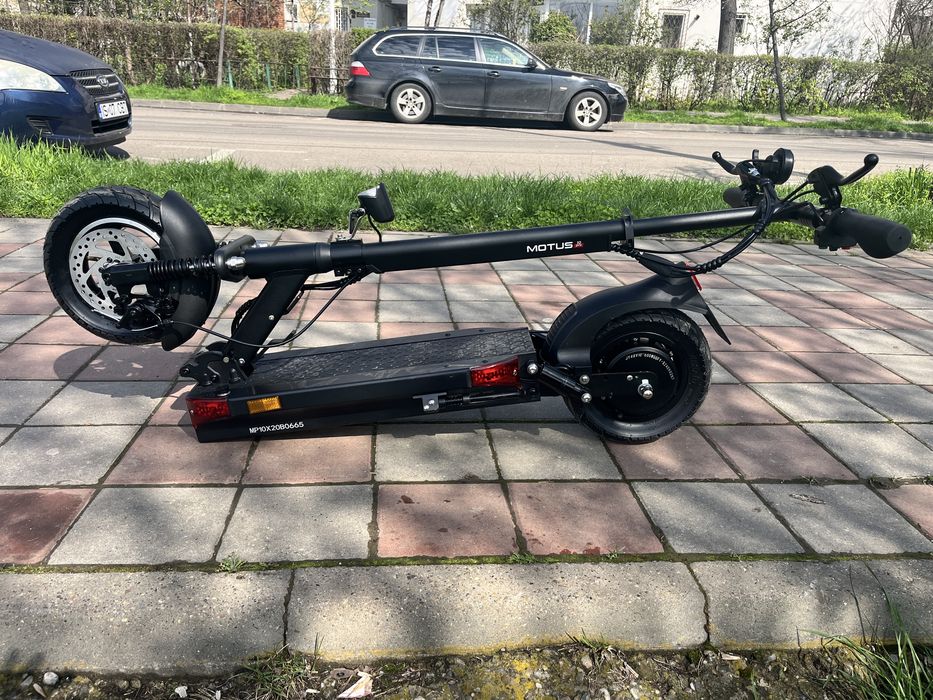Trotineta electrica Motus 10 Pro