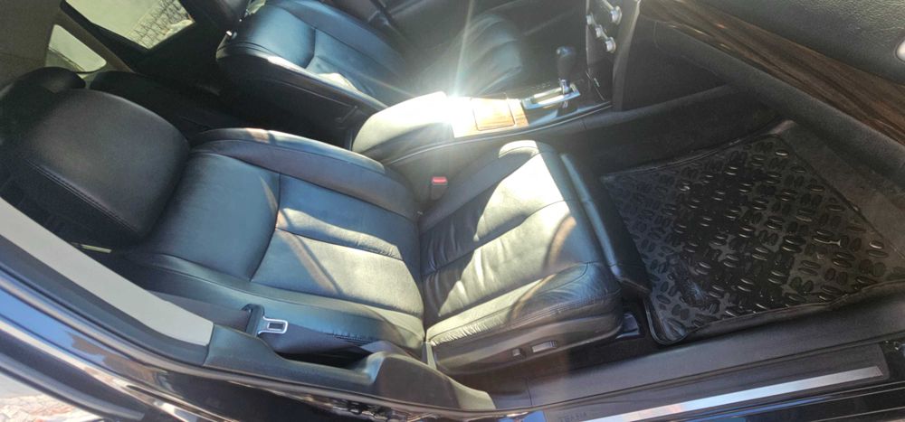 Продам отличный автомобиль