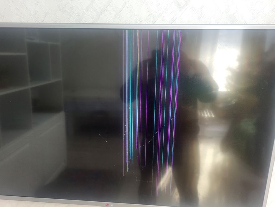 Смарт телевизор LG