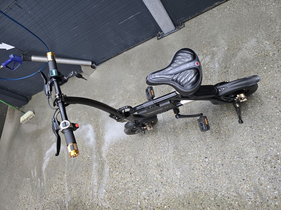 Bicicleta electrica foldabila Inmotion P2 Black, 350W

 5.00