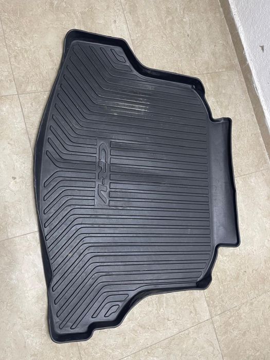 полик багажника хонда CRV