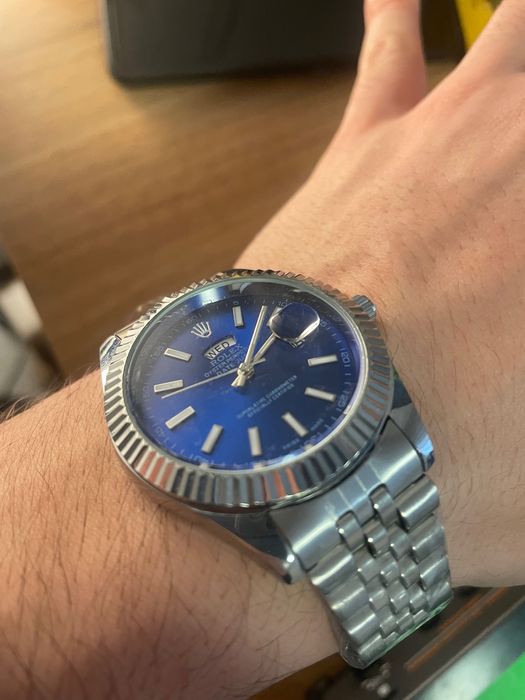 Елегантни мъжки часовници