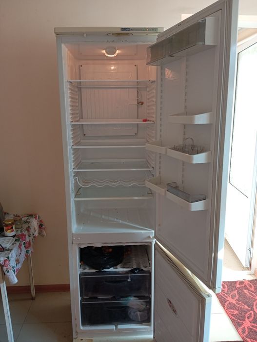 ATLANT холодильник продается
