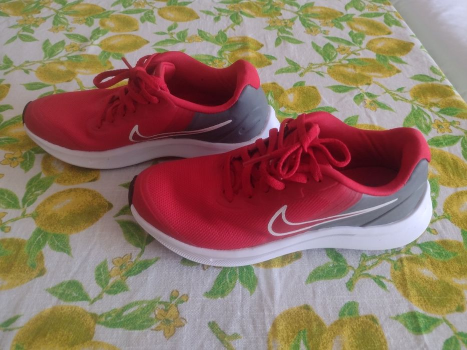 Маратонки Nike унисекс