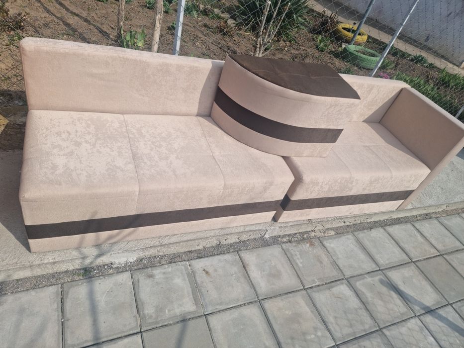 Разтегателен диван, Вилиян S