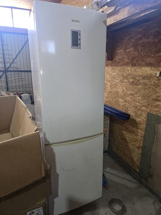 Холодильник no frost Vestel