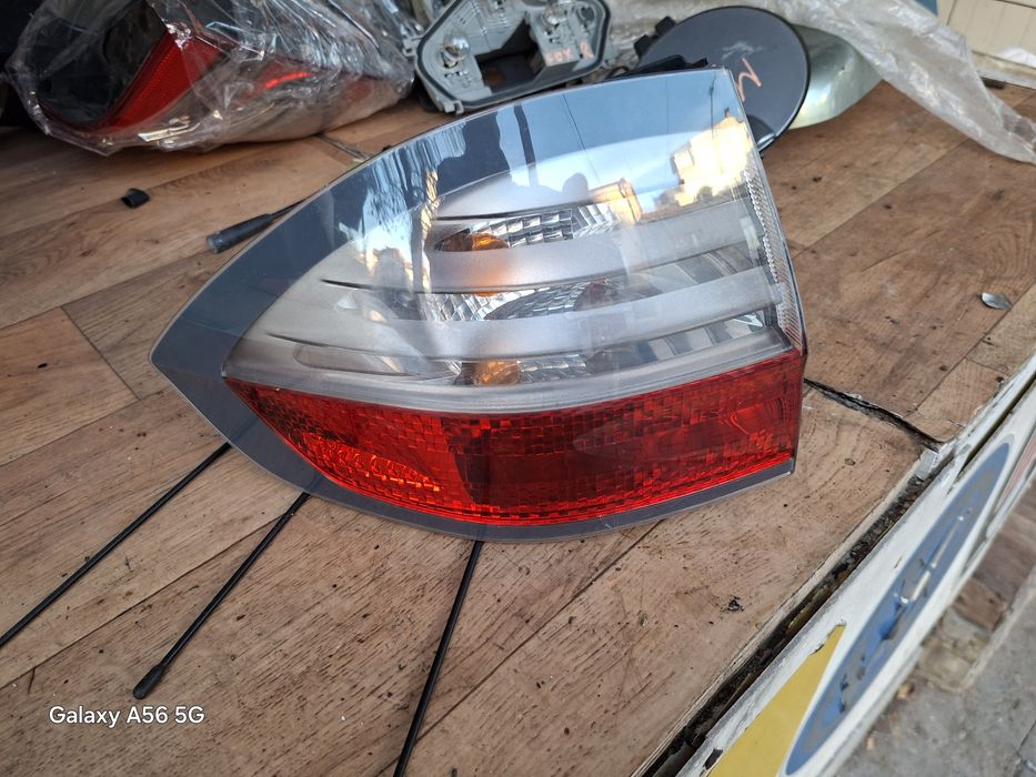 Оригиналени стопове ляв.десен Ford Galaxy