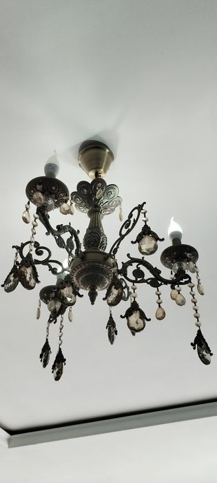 Люстры, 2 штуки.