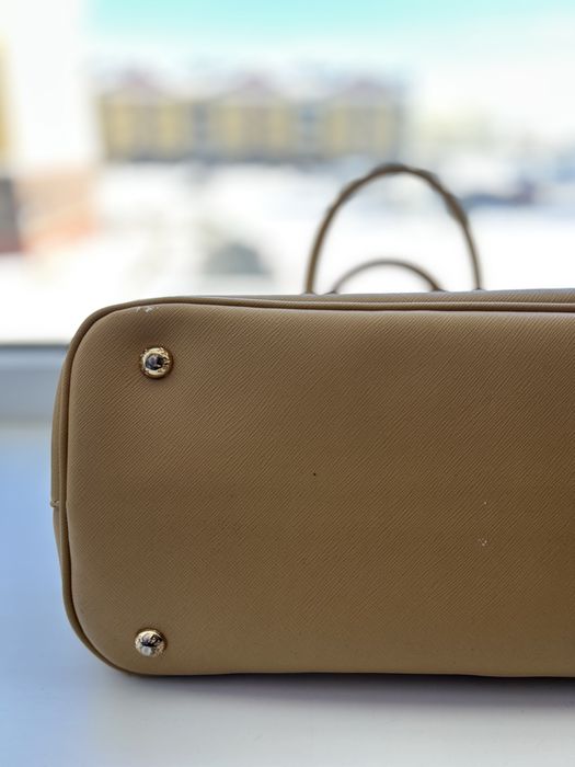 Оригинал Prada Double Bag (Saffiano Cuir) — Caramel/Fuoco