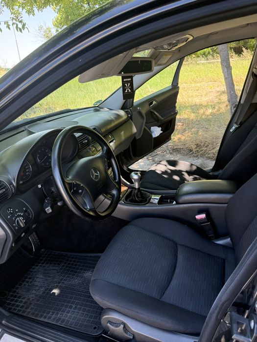 Mercedes C180 Kompressor (Бензин - газ)
