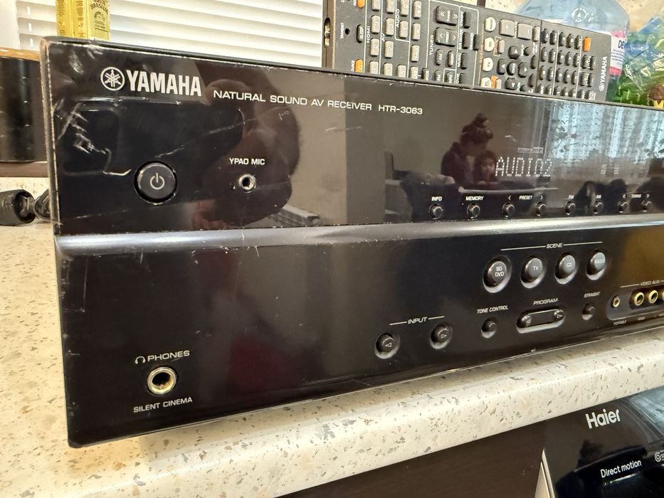 Yamaha HTR-3063 resiver