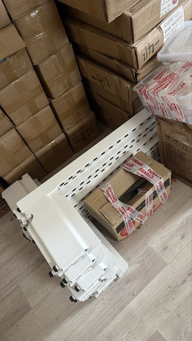 Продам стеллажи и камеры