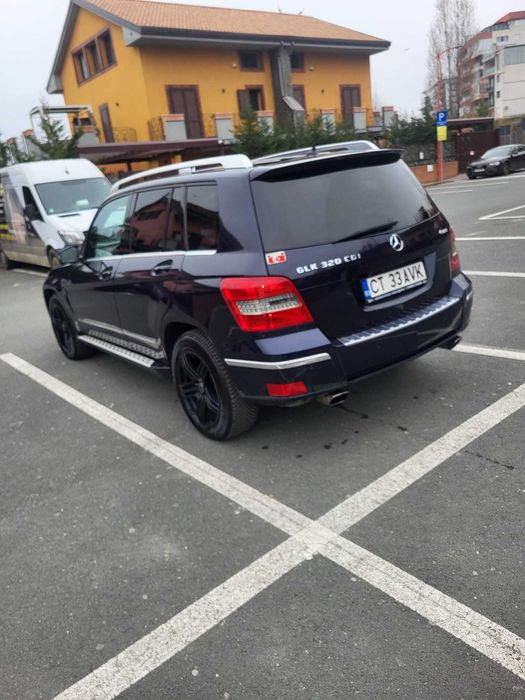 Vand Mercedes Benz GLK  Motor 3,0 165 KW PRET 6000 EURO - negociabil