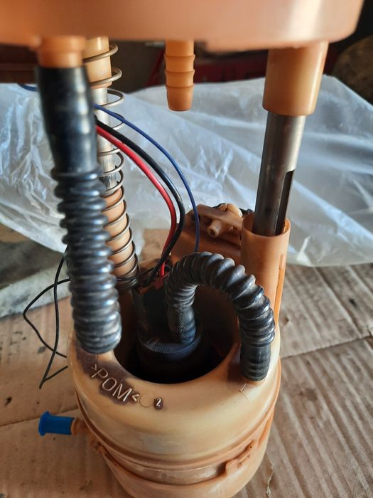 Nissan x-trail T-31  бензонасос оригинал