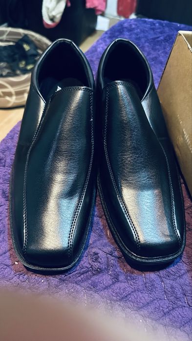 Pantofi barbati piele naturala noi in cutie