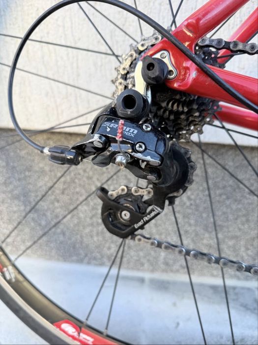Bicicletă cursieră RIBBLE– Carbon – Echipare SRAM