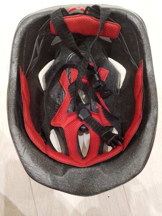 Продам каску для велосипеда