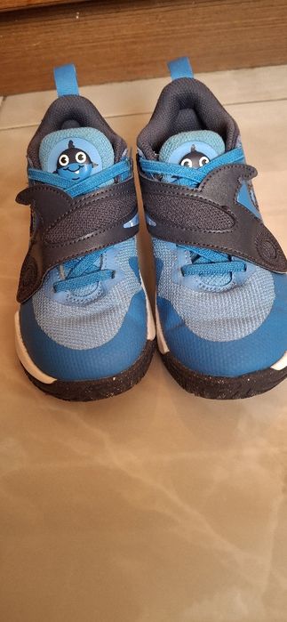 Маратонки Nike 30