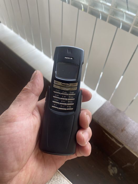 Продам Nokia 8910i