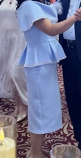 Платье голубое вечернее