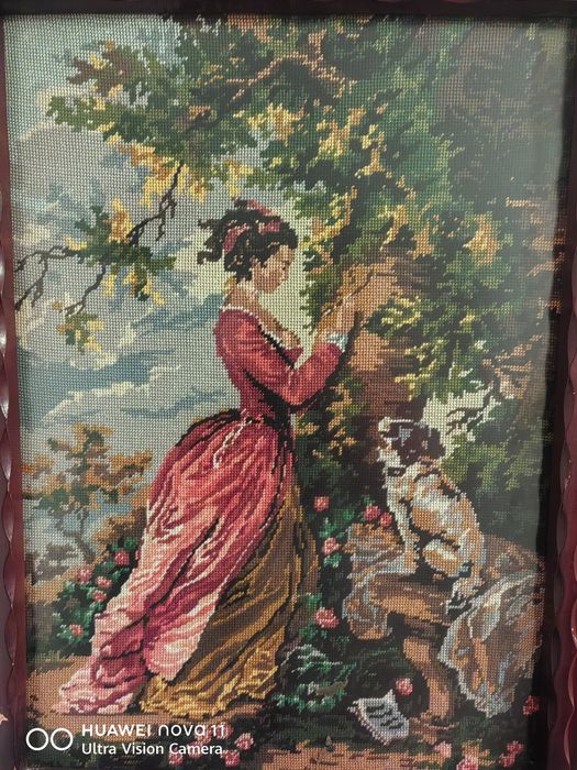 Красив гоблен в рамка