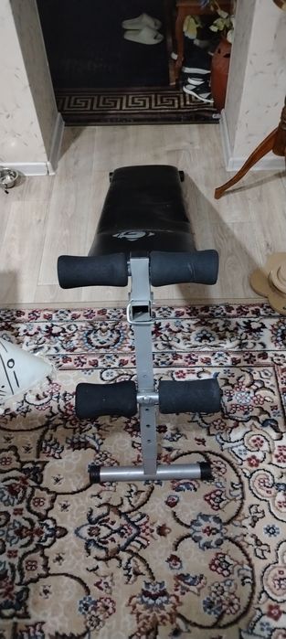 Скомья для пресс