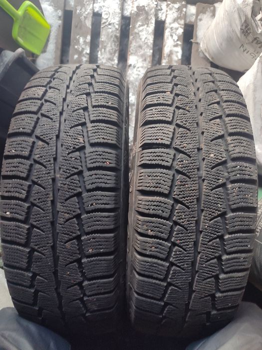 Продам резину липучка(все сезонка) 195/65/15 р15