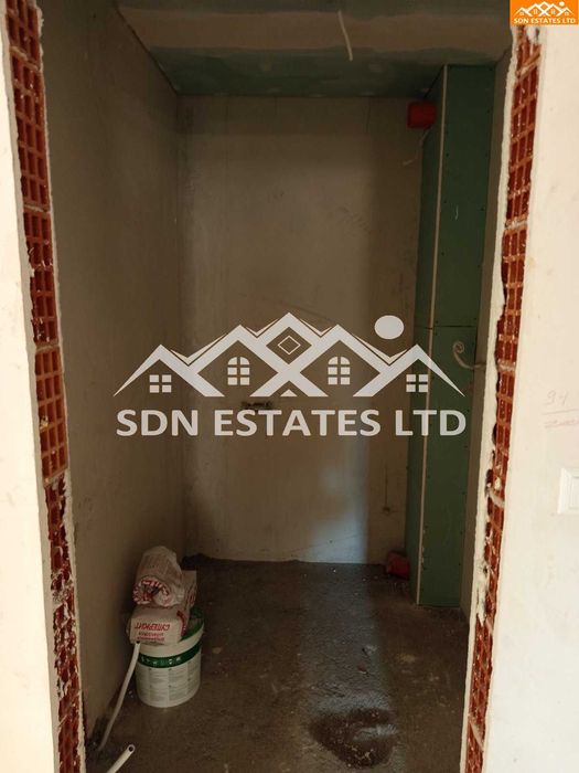 Продава се Тристаен апартамент в Казанлък - 100 кв.м за 1173 €/кв.м - Снимка #5