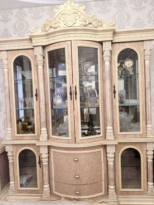 Продается горка (стенка) в отличном состоянии