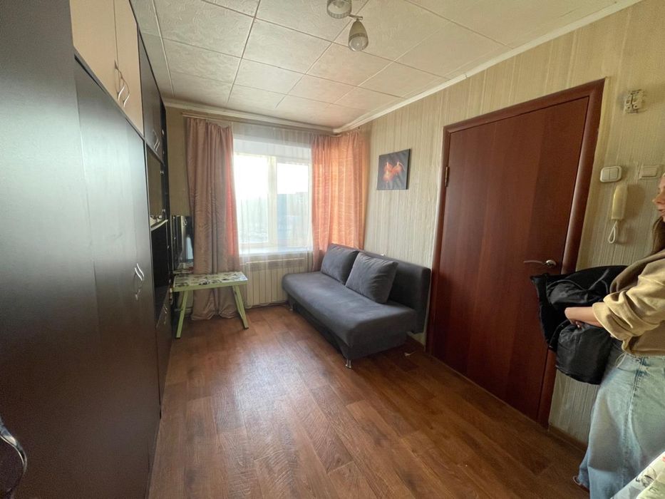 Продам комнату в общежитии.