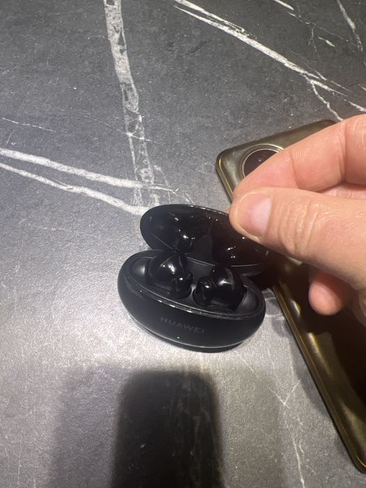 Huawei P50 Pro 256gb baterie 100%